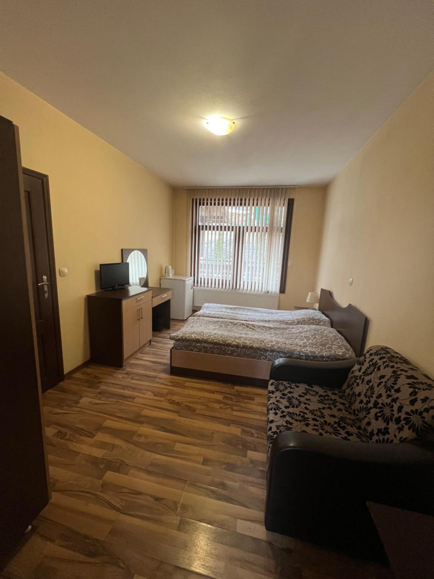 Panorama Guest House Smoljan Exterior foto