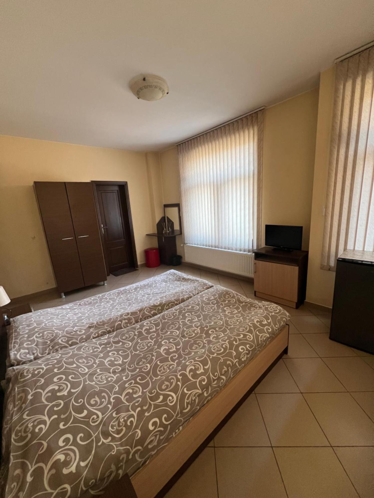 Panorama Guest House Smoljan Exterior foto